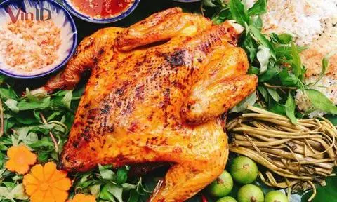 Hình ảnh Gà nướng ngũ vị nguyên con