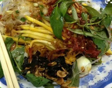 Hình ảnh Bánh trộn Tỏi Phi thập cẩm ( khô bò đen)