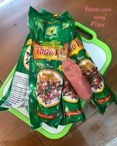 Hình ảnh nem chua Huế 
