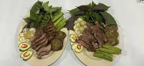 Hình ảnh Gù Bò Nướng Tảng