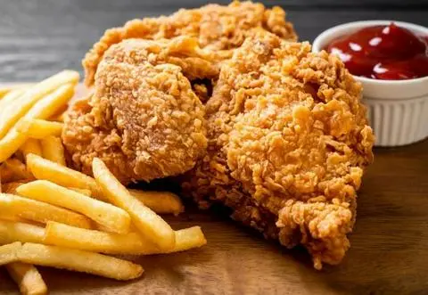 Hình ảnh Combo 1 miếng gà rán - khoai tây chiên