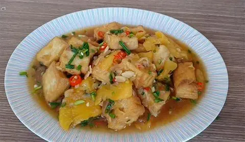 Hình ảnh Cơm đậu hũ xào thơm
