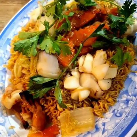 Hình ảnh Mì xào hải sản