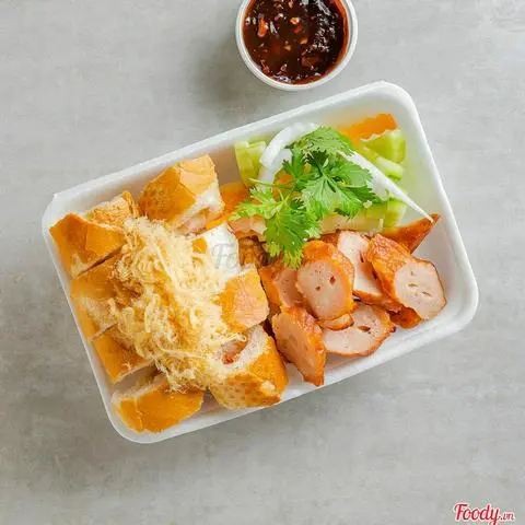 Hình ảnh Bánh mì nem nướng sả Đà Nẵng