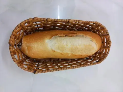 Hình ảnh Bánh Mì Thêm