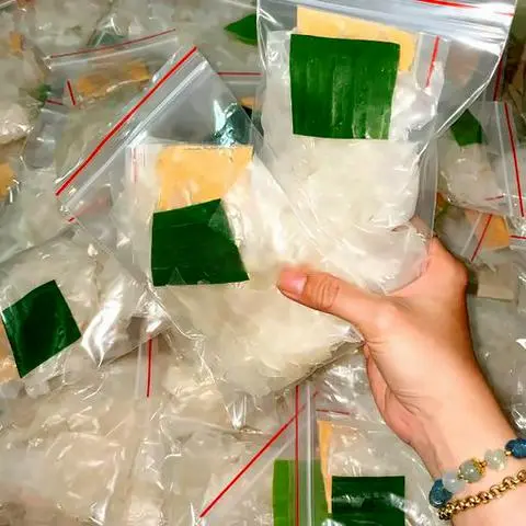 Hình ảnh Bánh tráng phơi sương muối nhuyễn