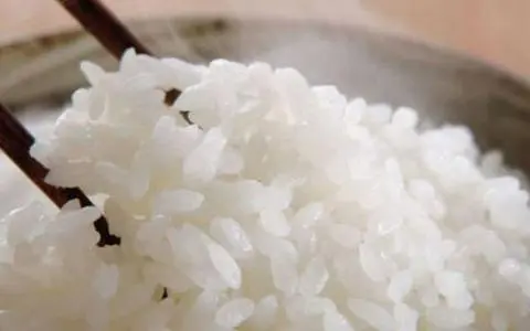 Hình ảnh Cơm gà miếng rim