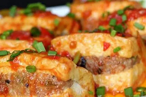 Hình ảnh Đậu hủ nhoi thit thêm