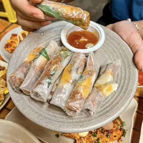 Hình ảnh Bánh Tráng Cuốn Sốt Me