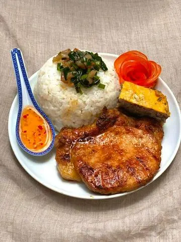 Hình ảnh Cơm sườn chả