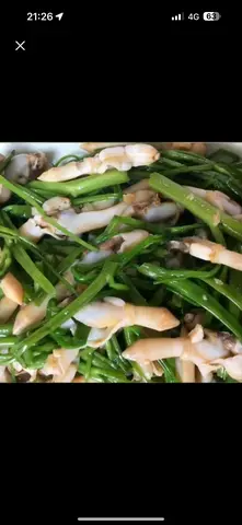 Hình ảnh Ốc Móng tay xào rau muống