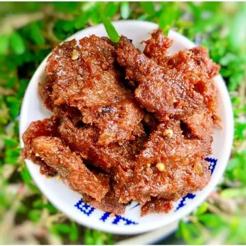 Hình ảnh CƠM TẤM - THỊT NẠC KHO TIÊU CHAY
