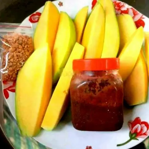 Hình ảnh Xoài Keo 300gram - Muối Tôm