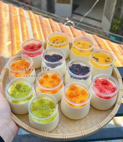 Hình ảnh sữa chua mix mứt trái cây