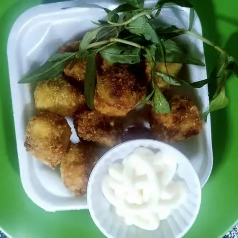Hình ảnh Cút lộn chiên giòn chấm mayonnaise