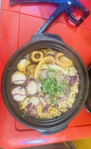 Hình ảnh Mì cay kim chi - bò Mỹ