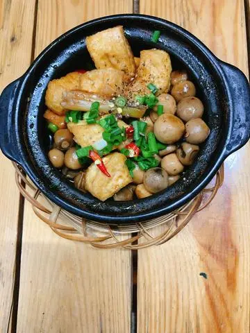 Hình ảnh Đậu hủ kho nấm