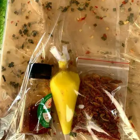 Hình ảnh Set bánh dẽo ớt cuốn bơ