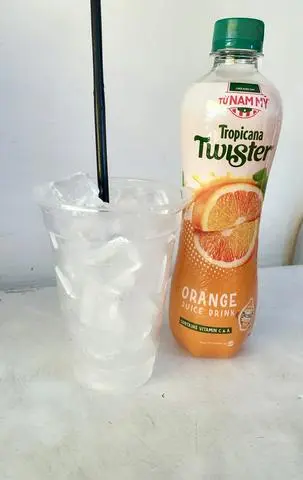 Hình ảnh CAM ÉP Twister Kèm Ly Đá