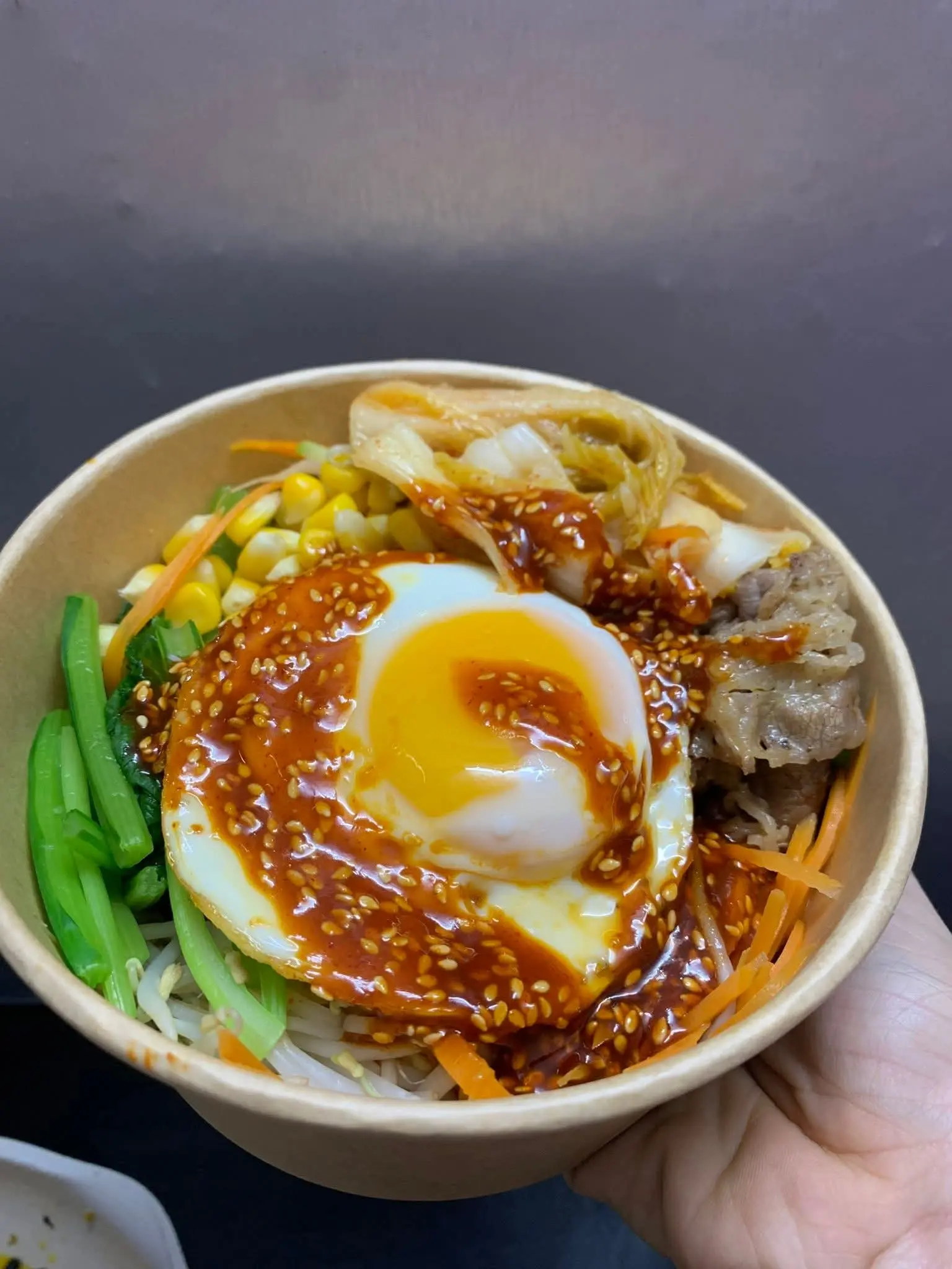 Hình ảnh Mì trộn bò trứng