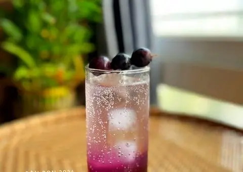 Hình ảnh Soda nho đen