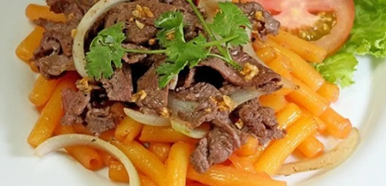 Hình ảnh Nui xào bò 