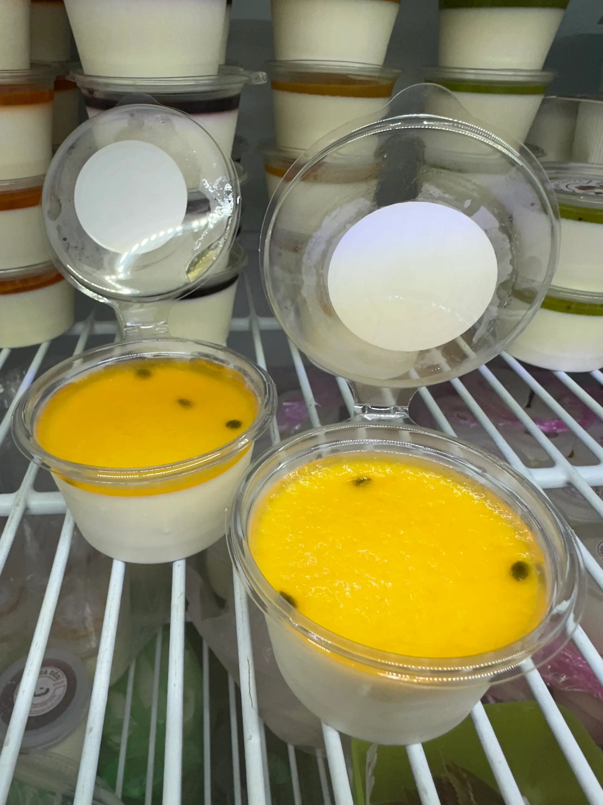 Hình ảnh Panna Cotta mứt Chanh dây  sz lớn 100ml