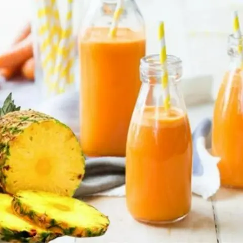 Hình ảnh Nước ép thơm - cà rốt