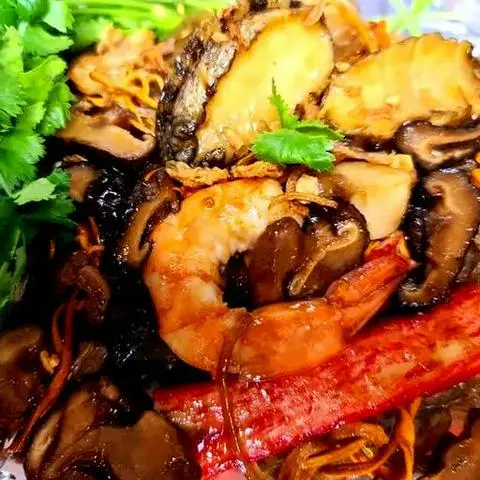 Hình ảnh miến trộn sốt X.O bàu ngư