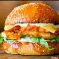 Hình ảnh Hamburger tôm + Trứng