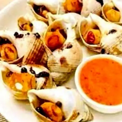 Hình ảnh Ốc bulot nướng (5-6 con)