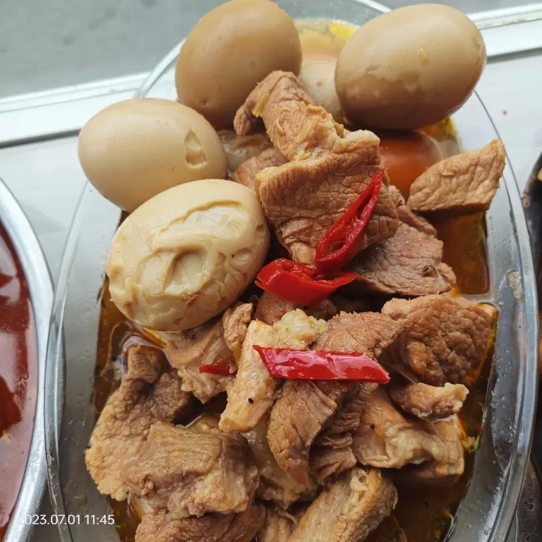 Hình ảnh Thịt Kho Hột Vịt Thêm 