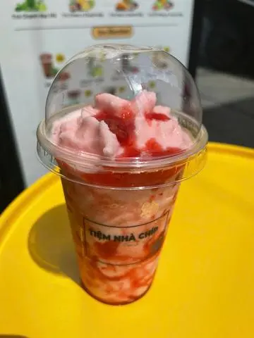 Hình ảnh Sữa Chua Dâu