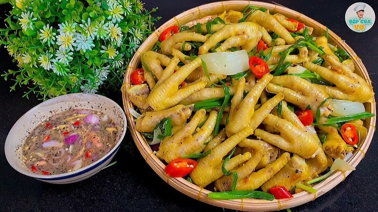 Hình ảnh chân gà hấp hành
