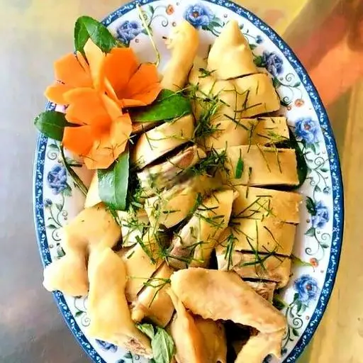 Hình ảnh Gà nửa con - cháo - gỏi