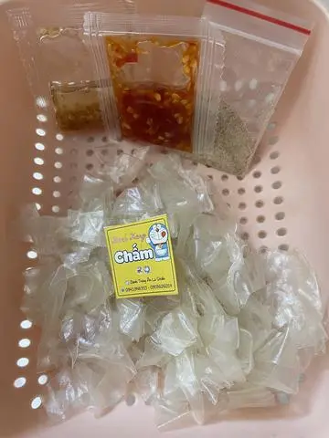 Hình ảnh Sợi Dẻo Dầu Tỏi + Ớt Rym Cay + Muối Nhuyễn