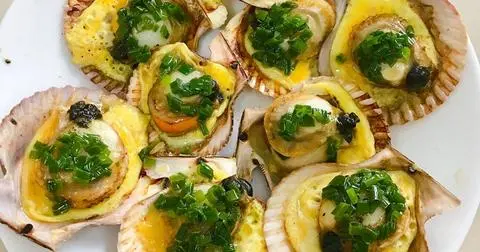 Hình ảnh sò điệp nướng mỡ hành phô mai 
