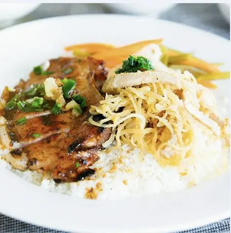 Hình ảnh Cơm Sườn Bì