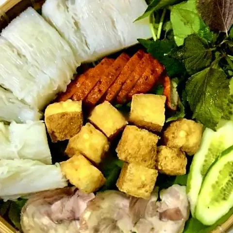 Hình ảnh Bún - đậu - thịt - chả cua