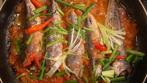 Hình ảnh Cá nục (size lớn) kèm cơm
