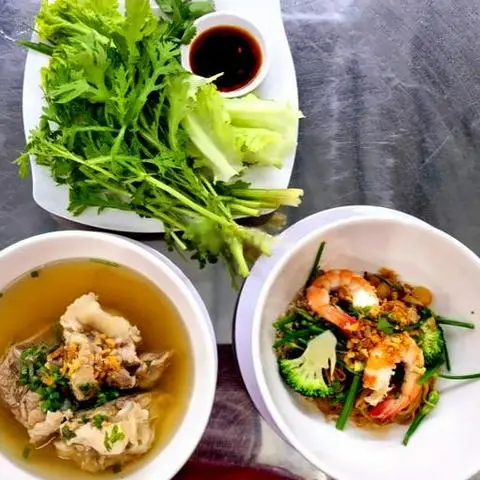 Hình ảnh Hủ tiếu tôm - tim đặc biệt