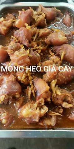 Hình ảnh Cơm móng heo giả cầy