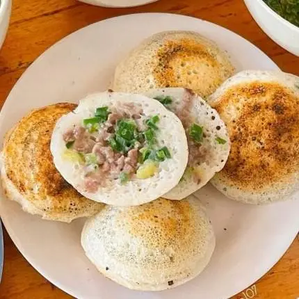 Hình ảnh Bánh căn Thịt (4 cái/2 cặp)