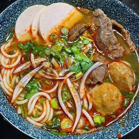 Hình ảnh Bún Bò Tái Nạm 