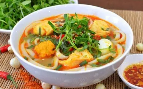 Hình ảnh Tô Bánh Thịt Cá, Trứng, Chả