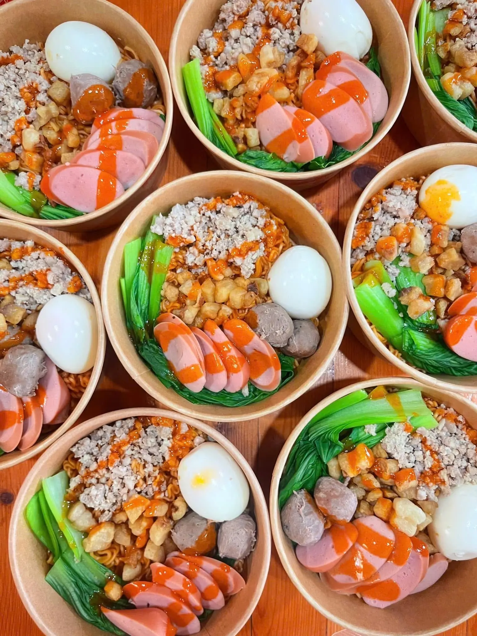 Hình ảnh Combo Mì trộn thập cẩm + Ly nước ngọt