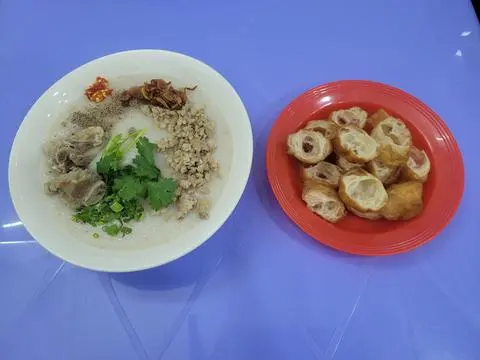 Hình ảnh Cháo Thịt Bằm + Sườn + Quẩy