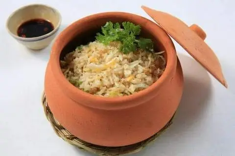Hình ảnh Cơm chiên cá mặn 1 chén