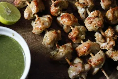 Hình ảnh CHICKEN LASUNI TIKKA 