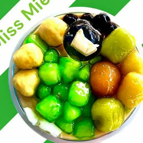 Hình ảnh Trà sữa khoai môn thập cẩm
